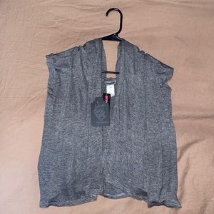 Trendyland cardigan/shawl